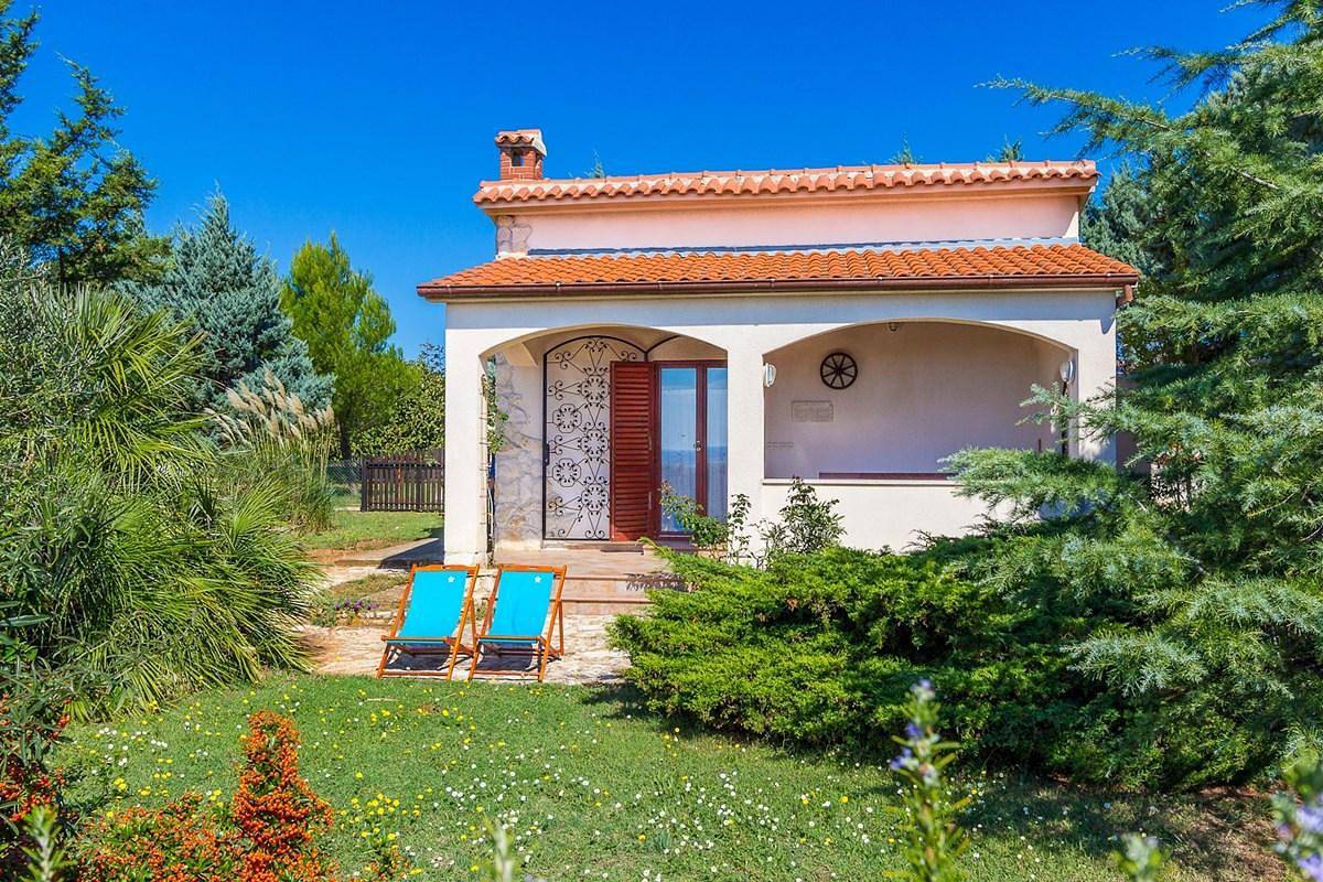 Holiday house for 2 persons approx. 37 qm in Ližnjan, Istria (South coast of Istria) in Medulin, Pula-Medulin