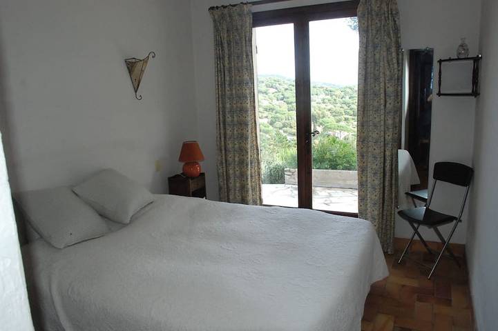 Villa pour 4 personnes, avec terrasse et jardin, animaux acceptés à Ramatuelle - 2