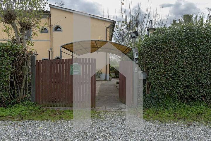 Appartamento intero, [Free Parking] Tuscany-House [Giardino Privato] in Pisa, Riviera Toscana