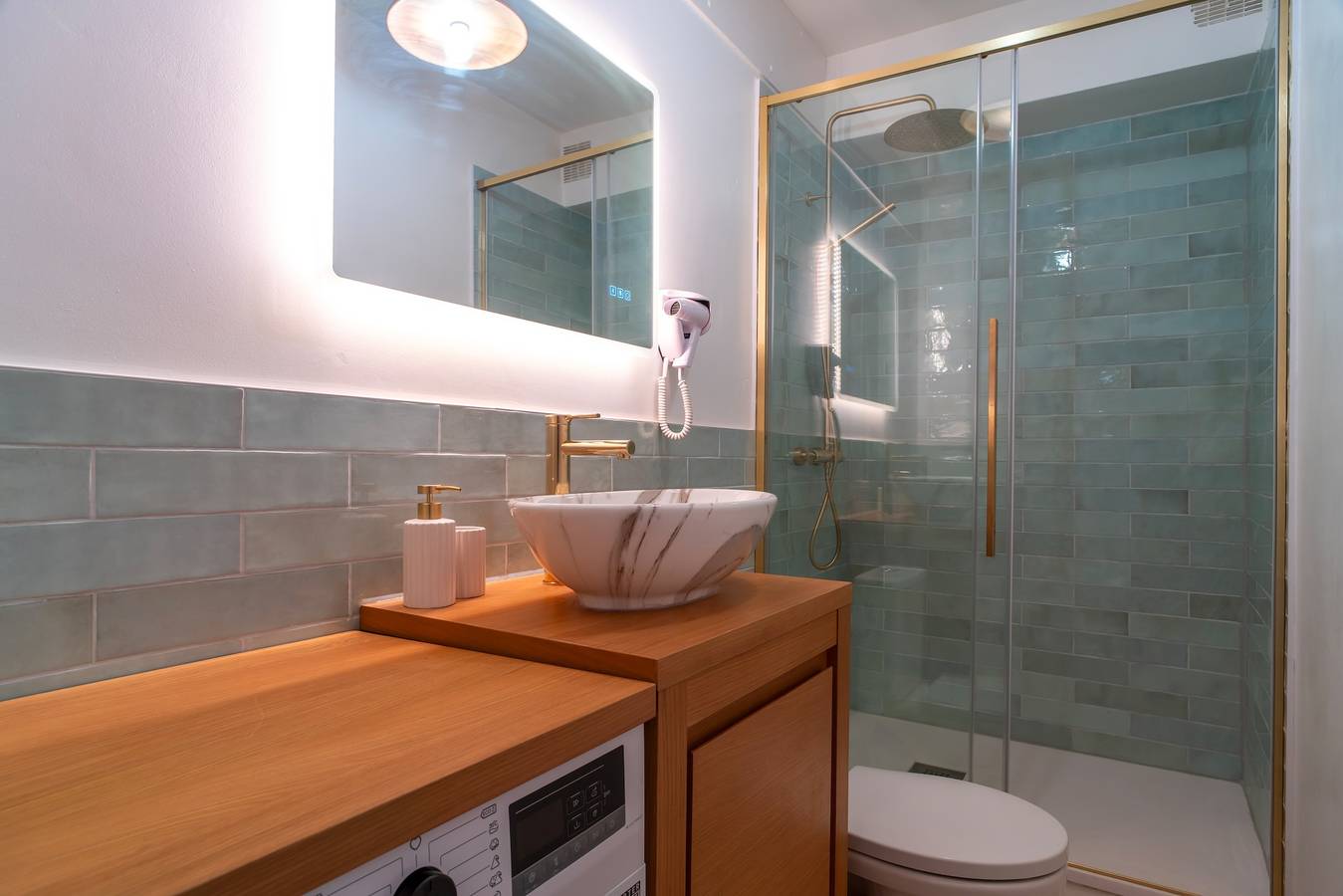 Ganze Wohnung, Ferienwohnung für 4 Personen mit Balkon in Carnac, Côte des Mégalithes