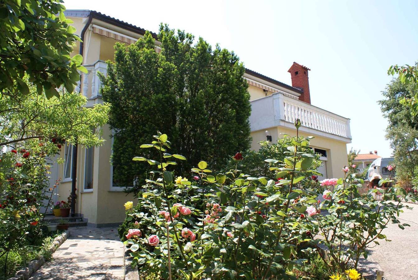 Ganze Ferienwohnung, Ferienwohnung na mirnom mijestu  in Krk Stadt, Krk