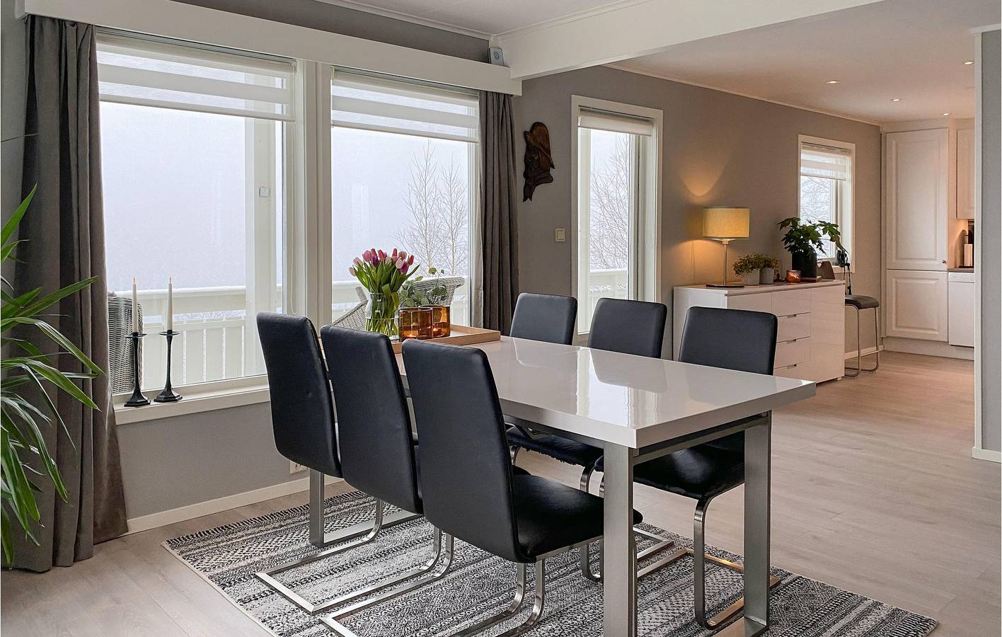 Ferienhaus für 8 Personen mit Garten in Olden, Oldevatnet