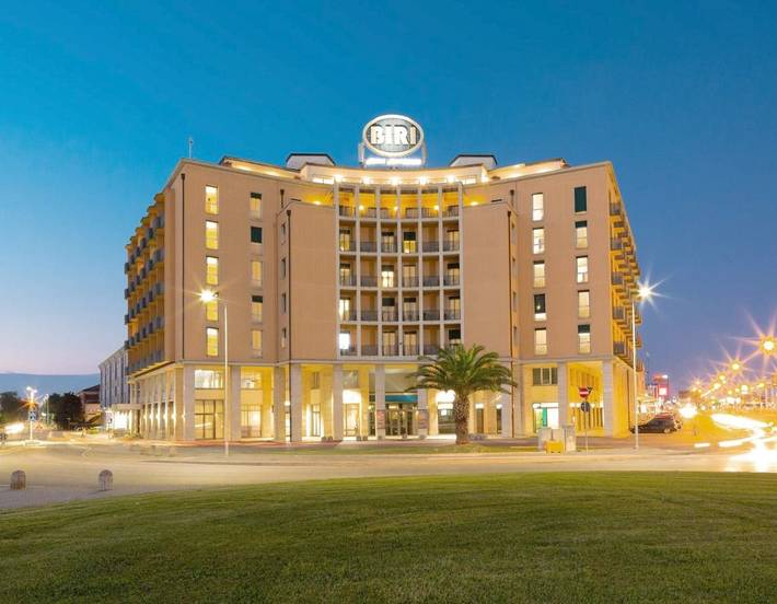 Hôtel pour 4 personnes, avec terrasse, animaux acceptés