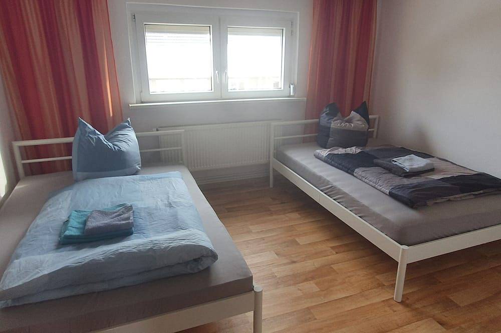 Ganze Wohnung, Hässelhof - Ferienwohnung im Zentrum von Bad Liebenwerda in Bad Liebenwerda, Naturpark niederlausitzer heidelandschaft (Brandenburg)