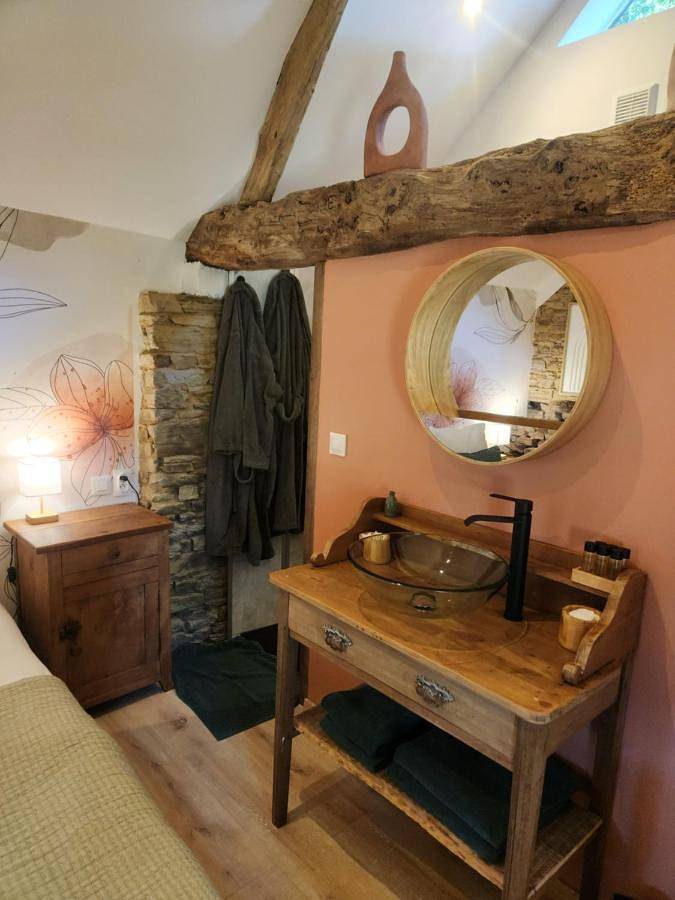 One-Bedroom House in Précorbin, Région de Saint-Lô