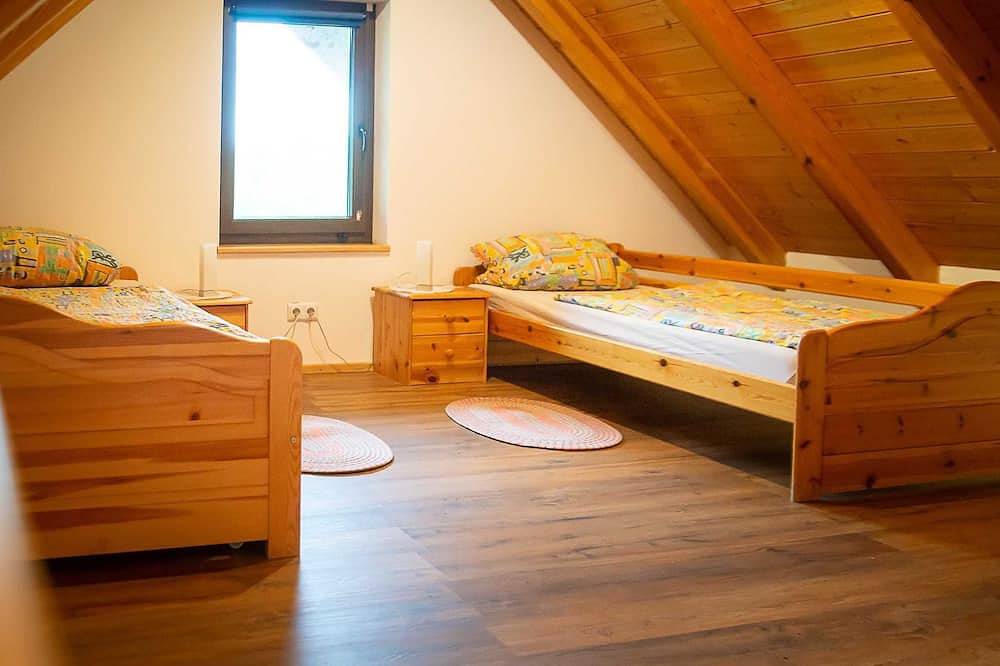 Ganze Wohnung, Ferienwohnung Morgensonne - Ennerla-Hof in Pottenstein, Frankenalb