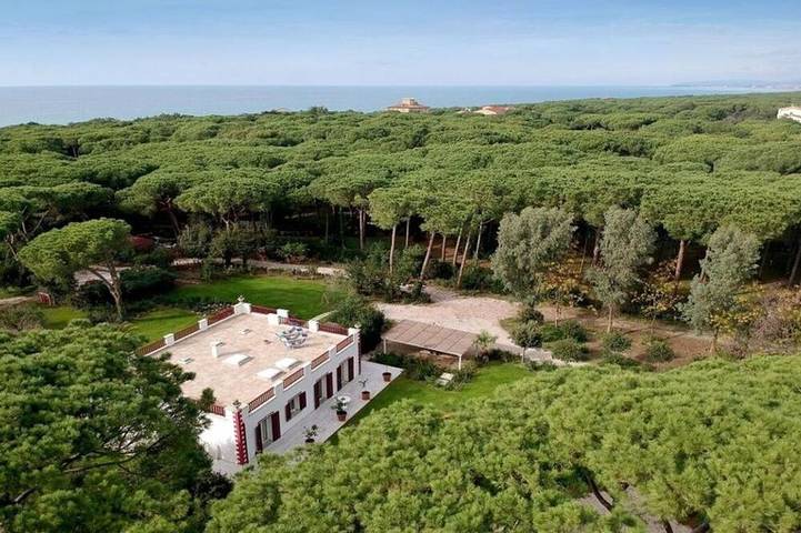 Villa in Marina Di Bibbona with 4 bedrooms sleeps 8 in Marina di Bibbona, Bibbona