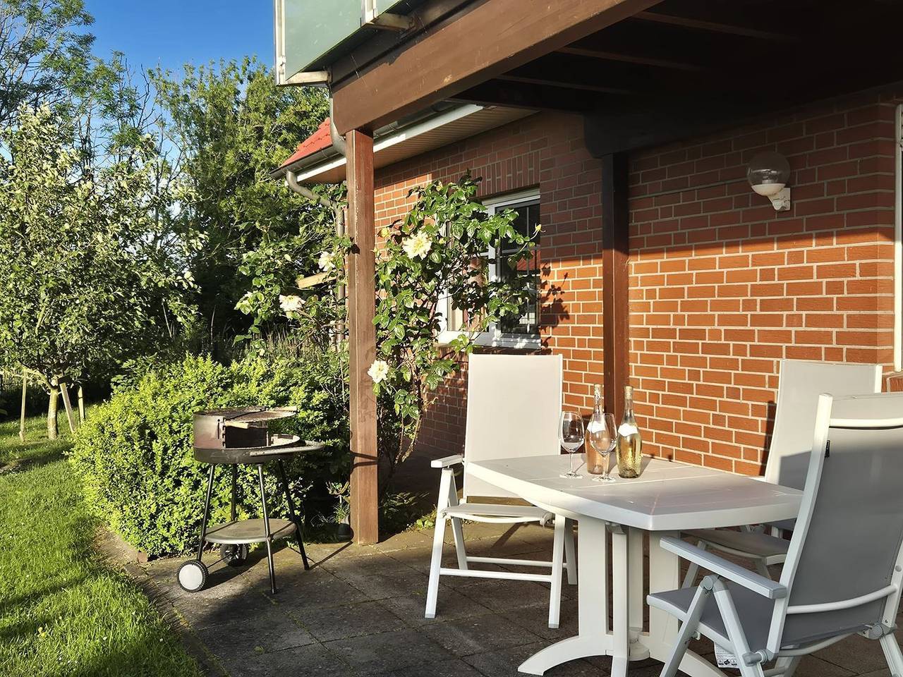 Ganze Wohnung, Ferienwohnung „Feldblick“ – Entspannung mit Weitblick im Herzen der Krummhörn in Eilsum, Krummhörn