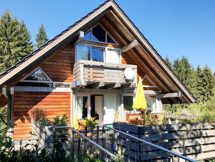Ferienhaus für 8 Personen, mit Balkon und Terrasse sowie Garten in Siegsdorf