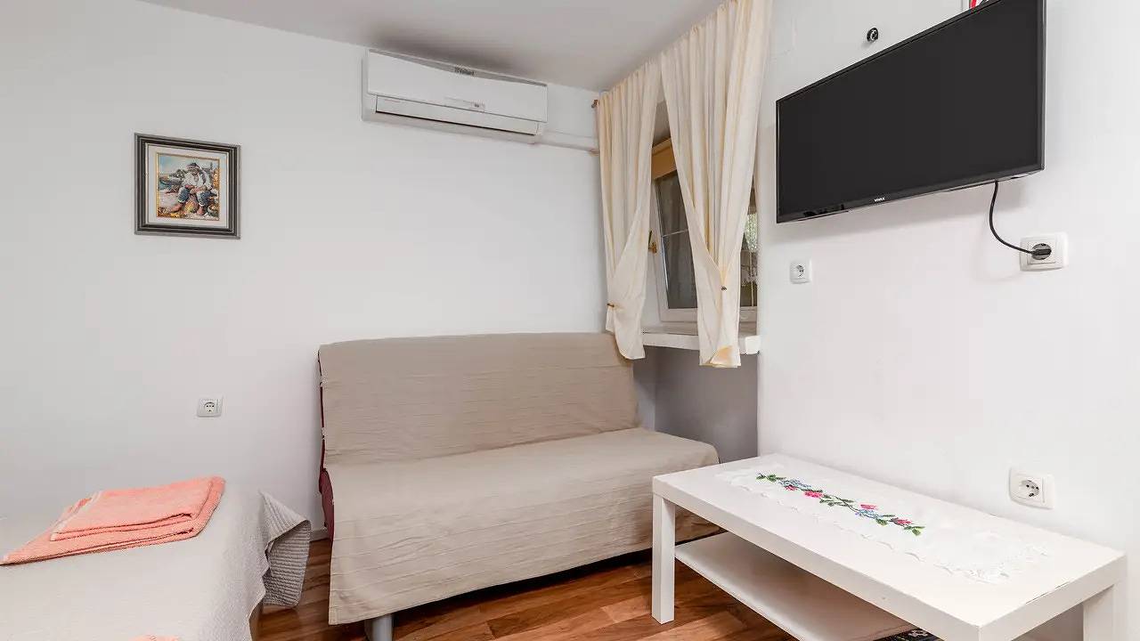 Ganzes Studio, Studio für 2 Personen (19 m²) in Basanija in Umag, Umag und Umgebung