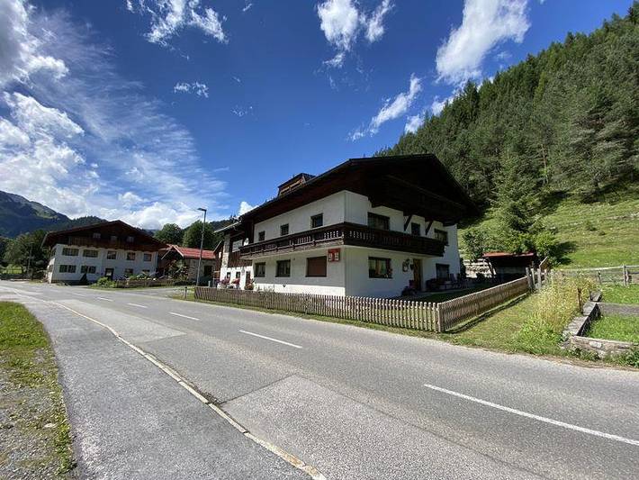 Ferienwohnung für 12 Personen, mit Garten und Balkon - 1