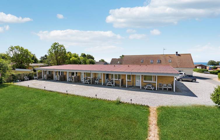 Ferieudlejning for 2 personer, med have i Kegnæs