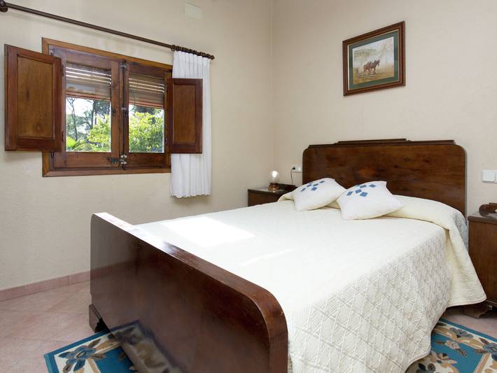 Casa rural para 15 personas, con jardín y piscina, Familias con niños en Selva - 3