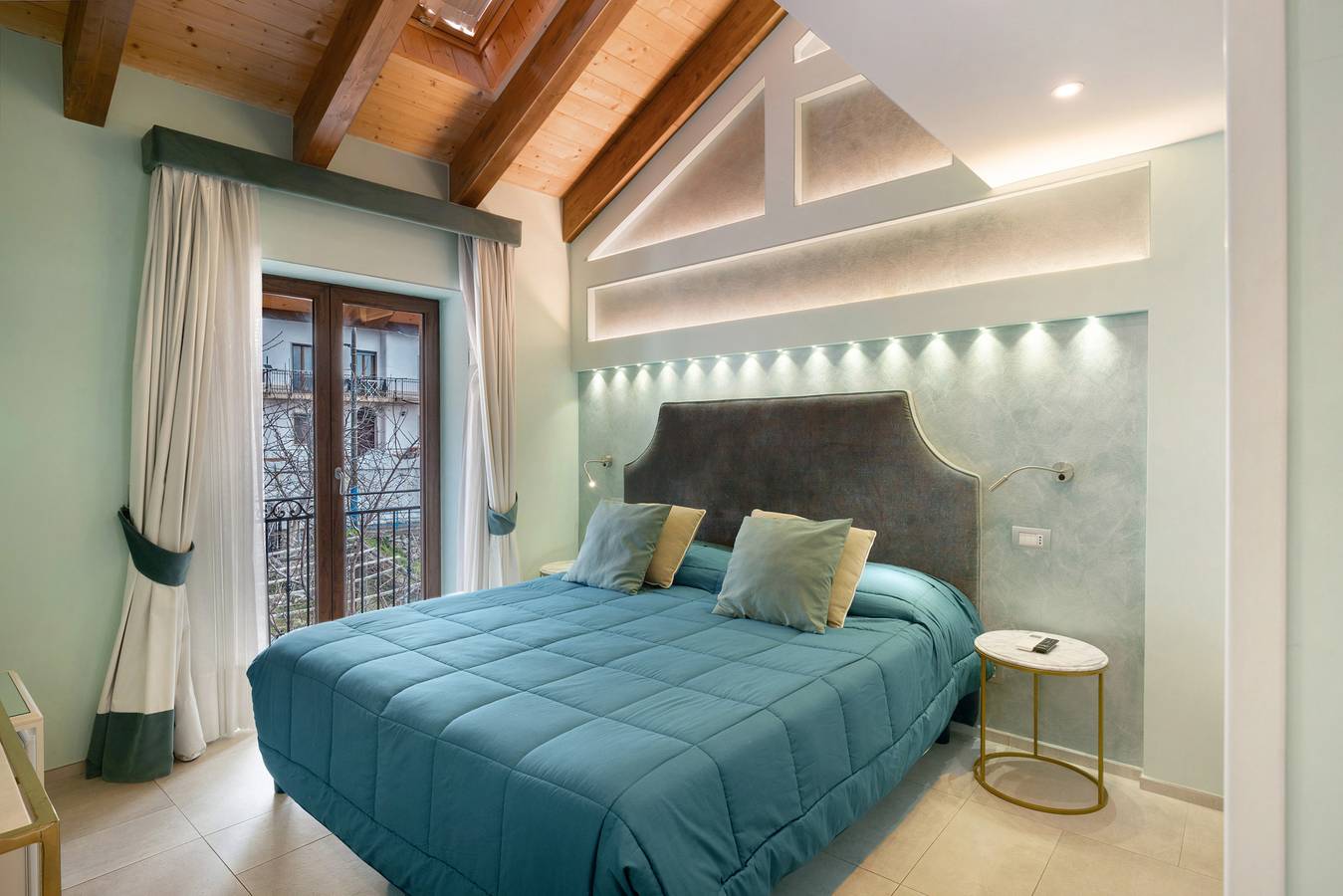 Room 'La Ciociara' with Balcony, Wi-Fi and Air Conditioning in Pianillo, Agerola