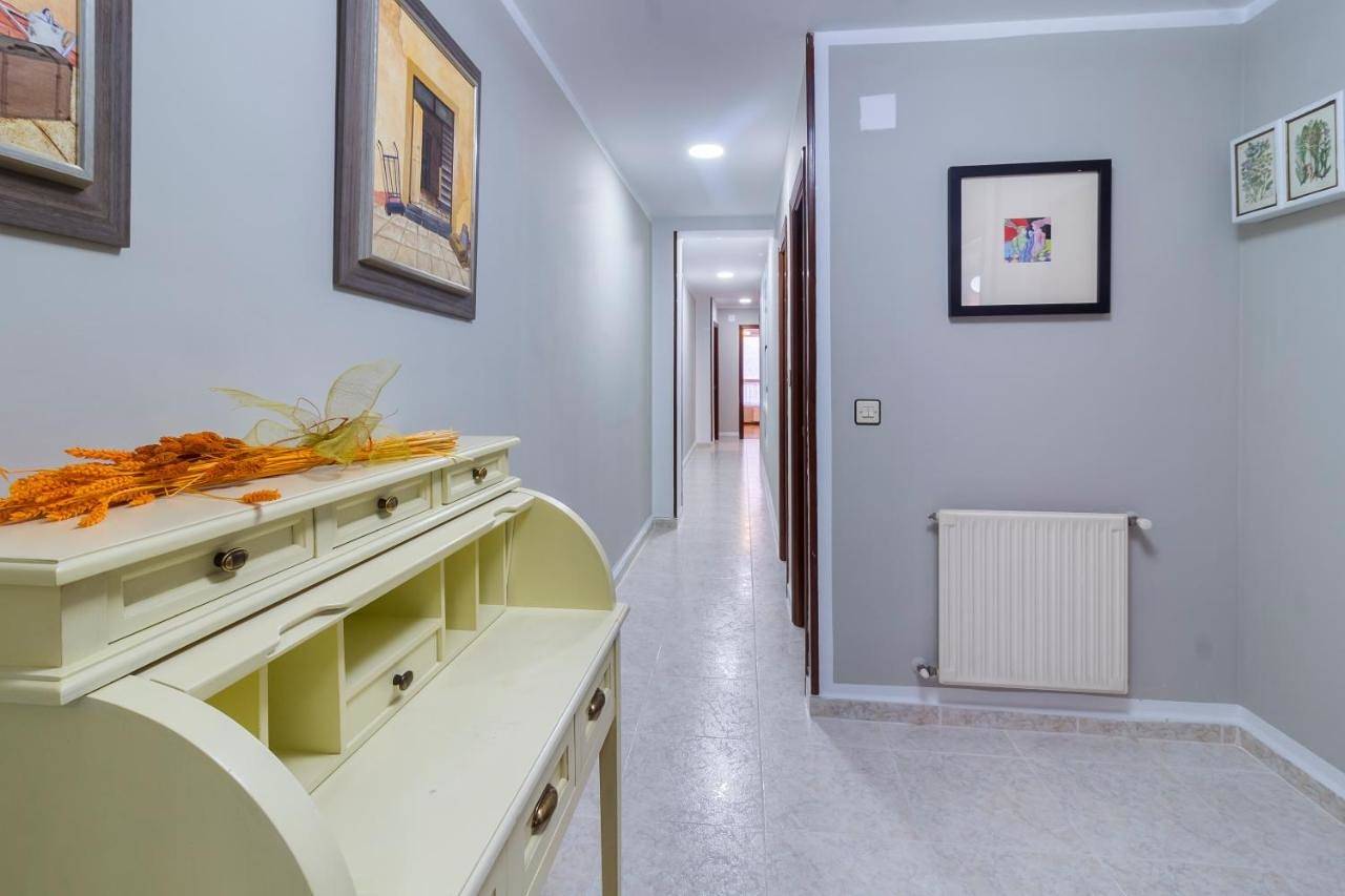 Appartement entier, Three-Bedroom Apartment in Pola de Lena, Lena