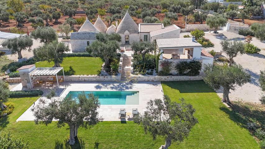 Villa per 6 persone, con Terrazza e Giardino a Castellana Grotte