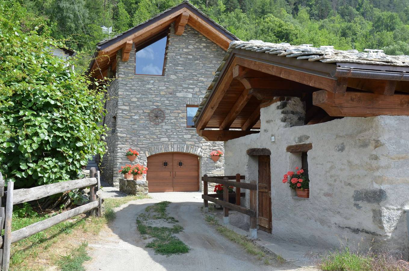 Ganze Wohnung, Wohnung Mit Garten in Champlong, Comune di Villeneuve