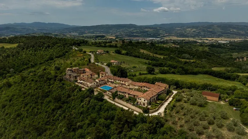Casa de vacaciones para 4 personas, con jardín además de vistas y piscina - 1