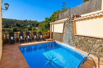 Villa for 5 People in Nerja, Costa del Sol, Photo 1