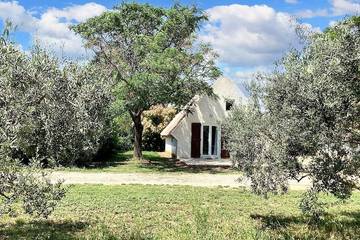 Gîte pour 6 personnes, avec jardin à Saint-Nazaire-de-Pézan