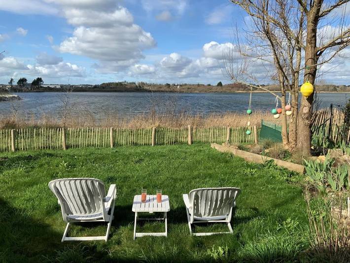 Maison de vacances pour 8 personnes, avec jardin et vue sur le lac ainsi que vue et terrasse