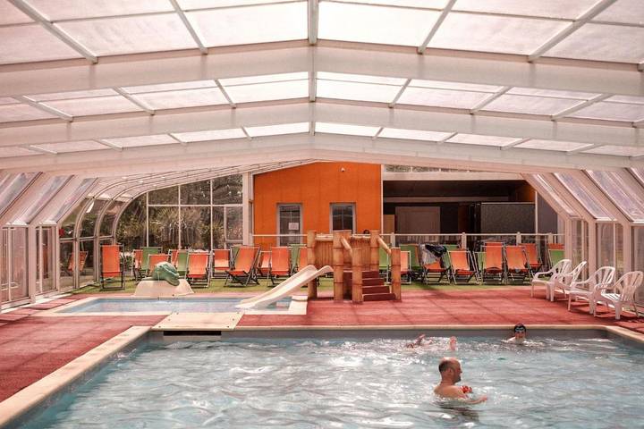 Location de vacances pour 8 personnes, avec piscine ainsi que jardin et bassin pour enfant à Landevieille - 3