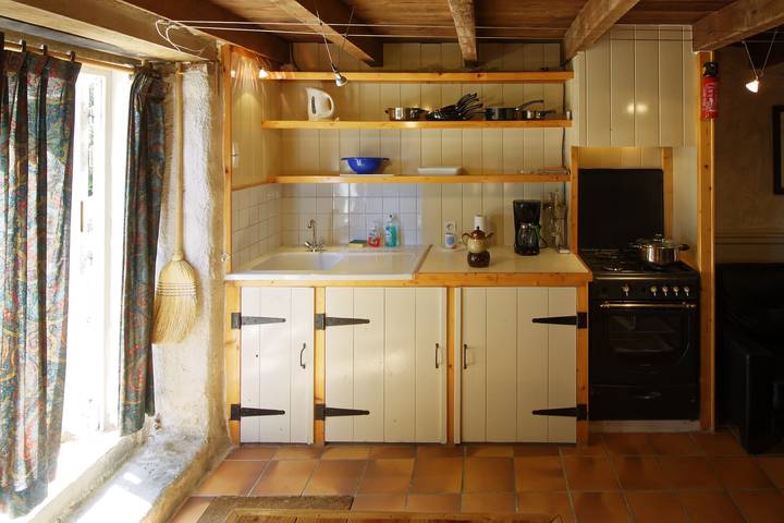 Gîte pour 5 personnes, avec piscine, animaux acceptés à Hautefage - 4