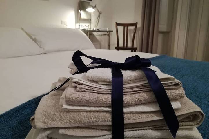Appartement entier, Comfort,Relax,Trois-chambres romantique, terrace et garage près du Centre in Florence city center, Florence