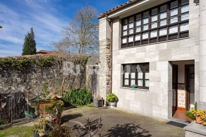 El Cotero Lines country house in Porrúa (Llanes), Northern Spain | 4 guests in Porrúa, Llanes