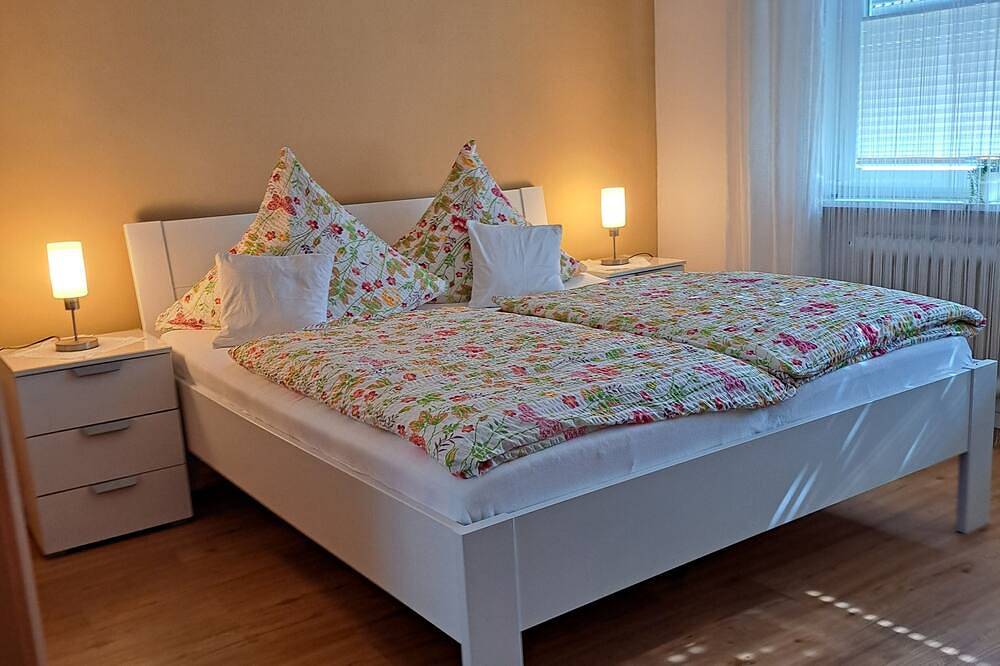 Ganze Wohnung, Ruheoase komfortable , mit 4 Sterne ausgezeichnete,  Ferienwohnung in Sankt Wendel, Saar-Nahe-Bergland