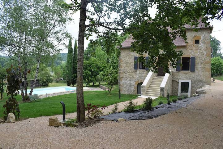 Location de vacances pour 8 personnes, avec Terrasse à Camboulit