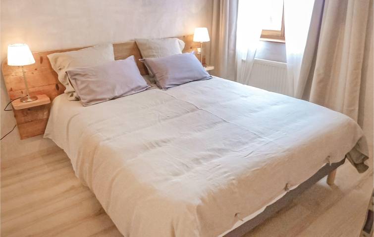 Apartamento vacacional entero, Acogedor apartamento de vacaciones con WiFi cerca del centro de Dorlisheim in Molsheim, Alsacia del Norte