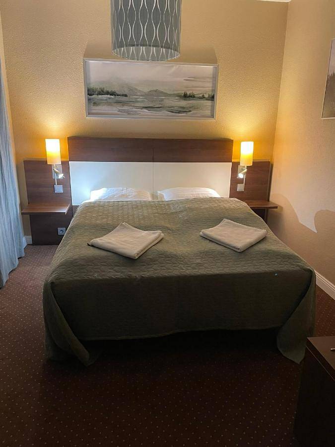 Budget Double Room in Budapest, Danube-Ipoly National Park