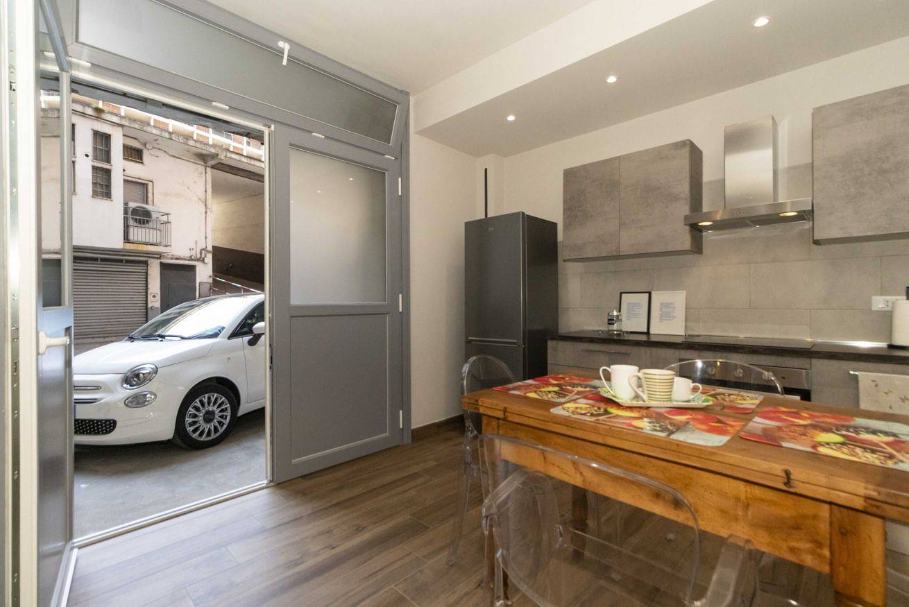 Entire apartment, Lingotto Roomy and Cozy Apt! x3 in Turin, Turin Province