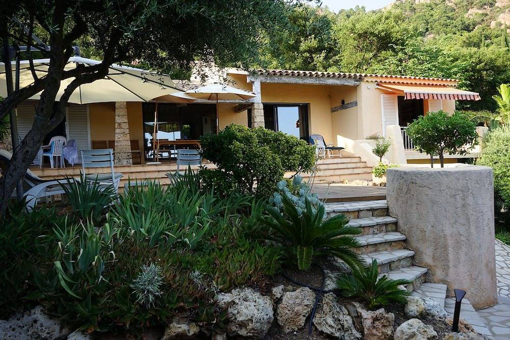 Casa vacanza a Var a partire da 451€ a notte