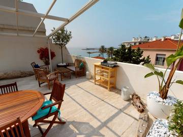 Gîte pour 5 personnes, avec balcon et piscine dans Plage des Sablettes Est