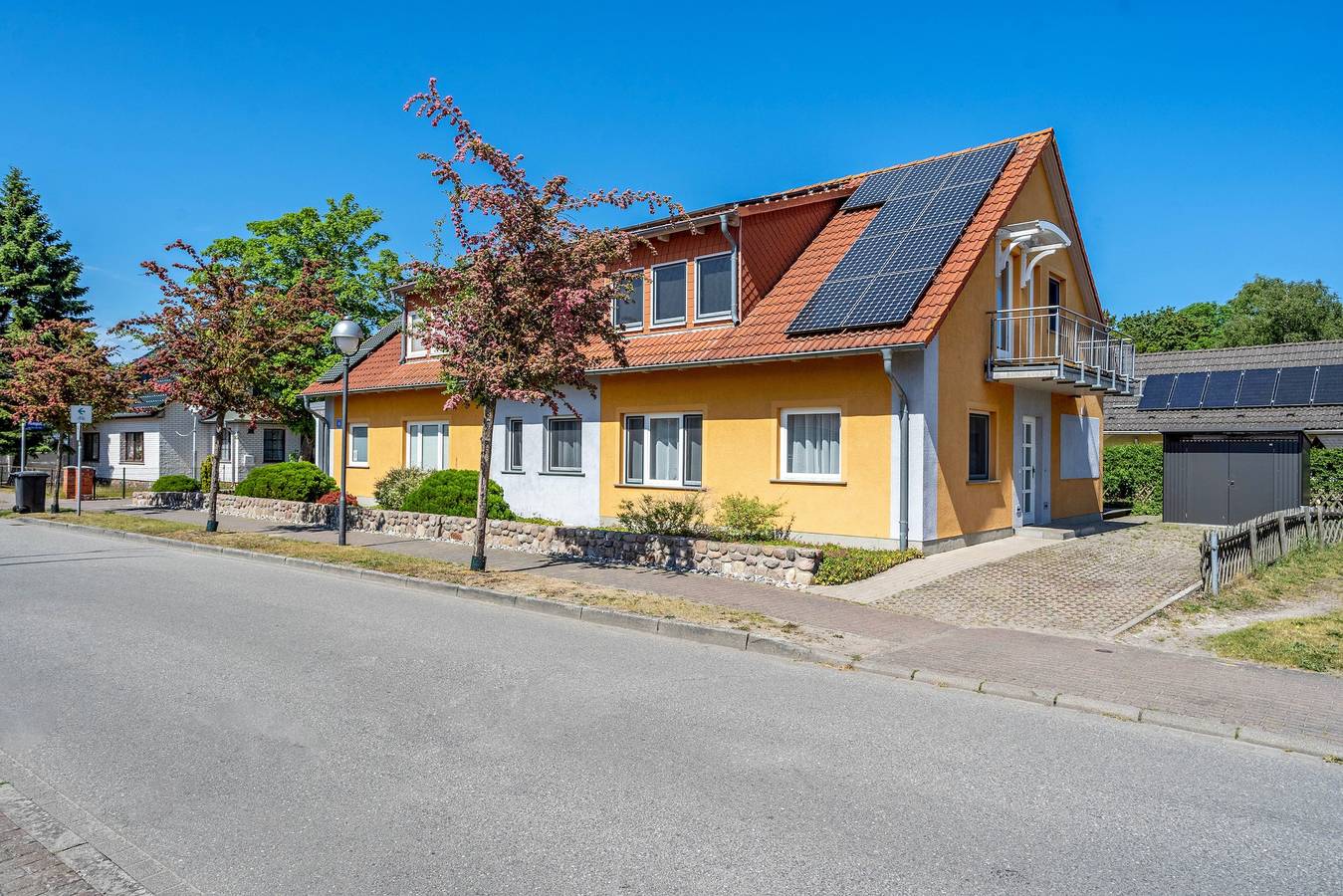 Appartement entier, Grande appartement de vacances avec terrasse privée et sauna in Trassenheide, Usedomer Norden