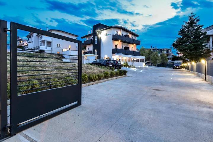 Appartamento per 4 persone, con Balcone e Idromassaggio nonché Terrazza e Sauna a San Salvo