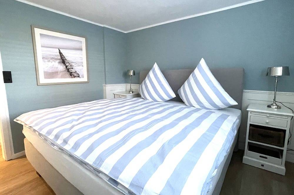 Entire apartment, Tasteful vacation apartment with great attention to detail in Juist