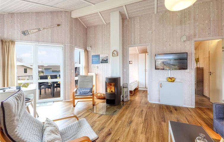 Ferienhaus für 6 Personen, mit Sauna und Terrasse sowie Garten und Whirlpool in Schönhagen - 2