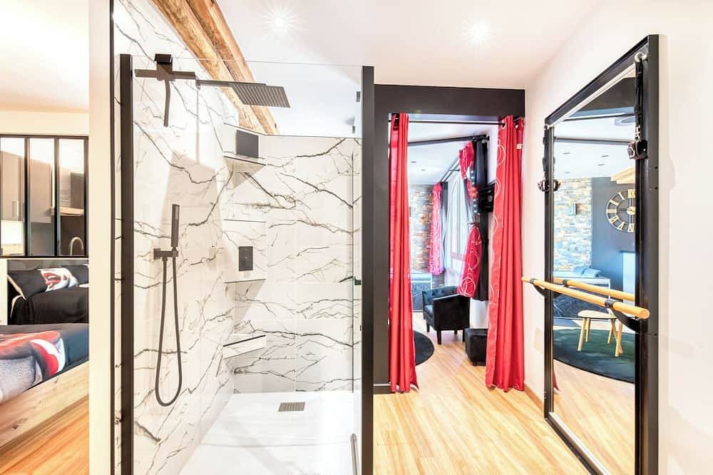 Appartement entier, L'instant coquin / Love room au bord de l'eau in Rochefort-sur-Loire, Région d'Angers