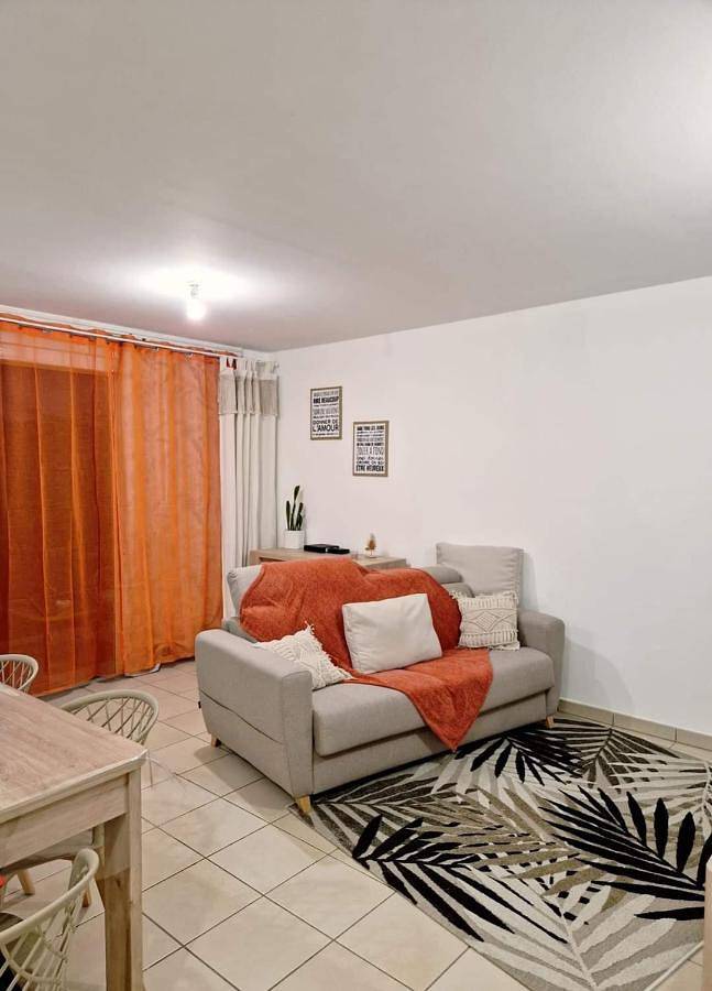 Gîte pour 4 personnes, avec terrasse à Bras-Panon - 2