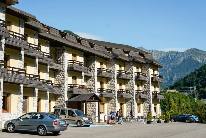 Hotel para 2 personas, con jardín - 1