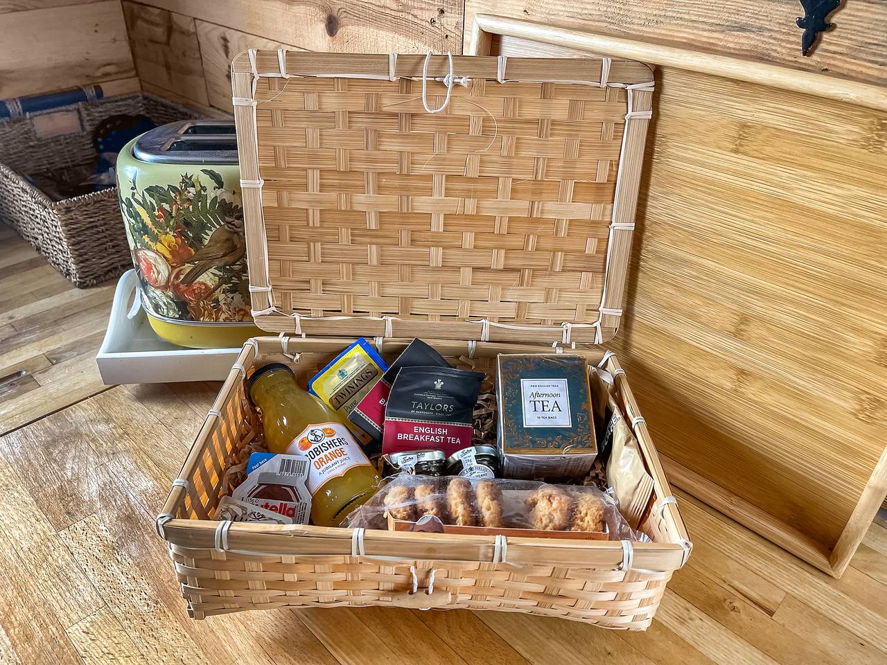 The Box - Oasis Farm in Denmead, South Downs