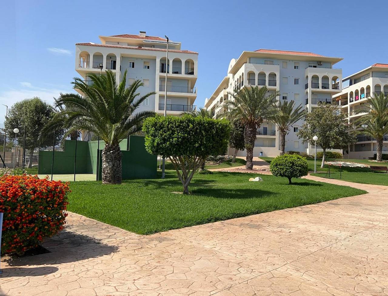 Apartamento entero, 'Apartamento Zen Dreams Almerimar' con vistas al mar, Wi-Fi y aire acondicionado in Marina (Almerimar), El Ejido