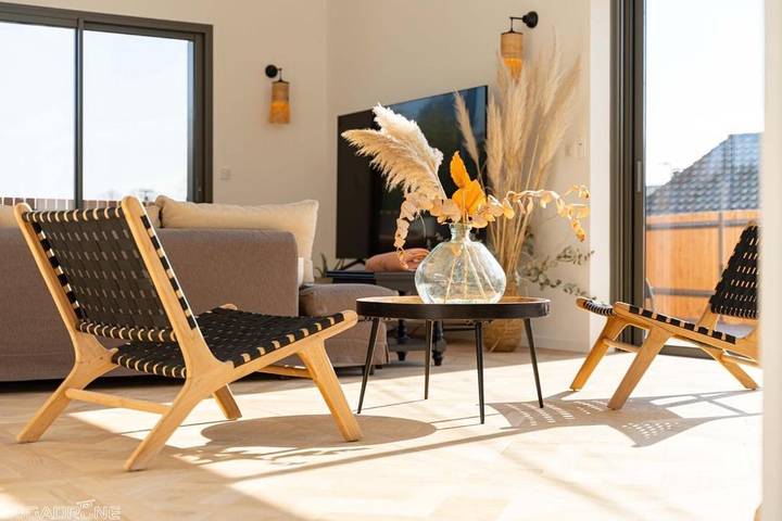 Location de vacances pour 8 personnes, avec vue ainsi que piscine et terrasse à Villeréal - 3