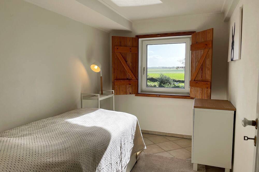 Nordwind 1849 - Garten, Trampolin, Wlan, Kamin, ländlich, Reetdachhaus in Fahretoft, Dagebüll