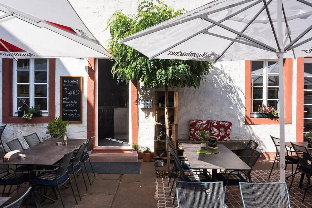 Ganze Wohnung, Apart Hotel Heiligenthaler Hof - Doppelzimmer Standard mit Teeküche in Landau in der Pfalz, Landau