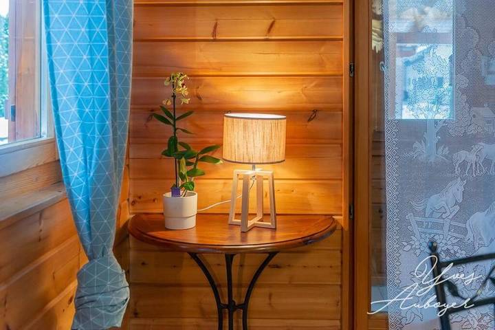 Gîte pour 6 personnes, avec jardin ainsi que jacuzzi et sauna, adapté aux familles à Le Ménil - 4