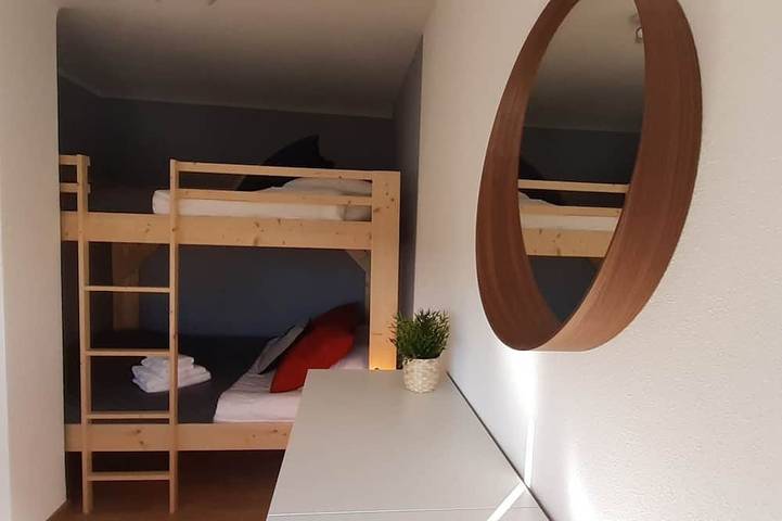 Location de vacances pour 8 personnes, avec terrasse et jardin à Wettolsheim - 4